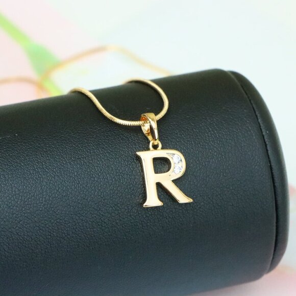 "Rose Gold Letter R Pendant with Crystal Accent – 18K Gold Plated, XPPT1367 - Picture 4 of 13